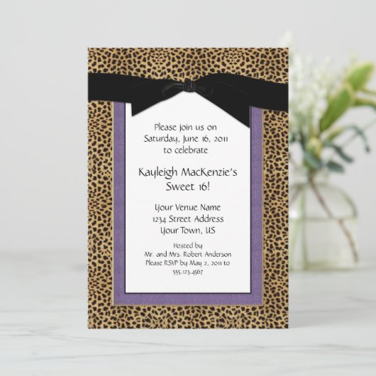 Empreinte de léopard et invitation pourpre du (Debout devant)