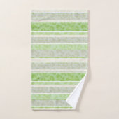 Empreinte de léopard sur arrière - plan rayé. (Serviette à main)