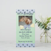 Empreinte de patte bleu et vert Invitation d'anniv (Debout devant)