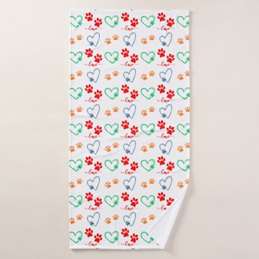 Empreintes de pattes de CHIENS mignons et COEURS D (Serviette de bain)