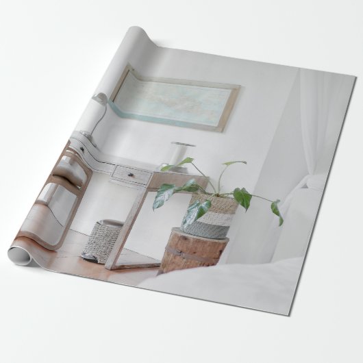 EMPTY DESK NEAR CURTATIE CADEAUPAPIER (Uitgerold)