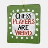 En Céramique Les Joueurs D'Échecs Sont Ornement Étrange (Gauche)