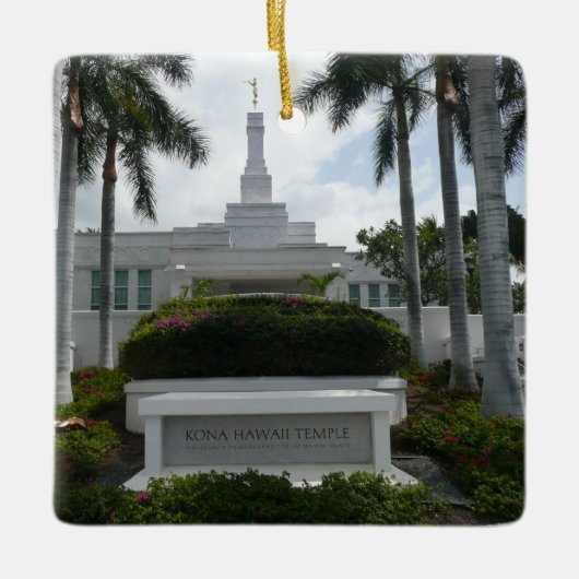 En Céramique Ornement du temple de Kona (Devant)