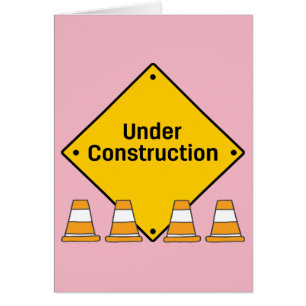 En construction avec texte personnalisé (fille béb