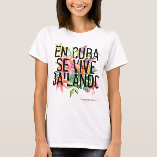 En CUBA Se Vive Bailando Women's Crop Top