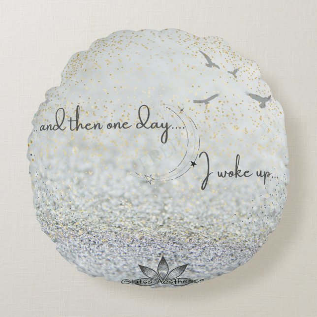 ...en dan op een dag Rond Kussen (Voorkant)