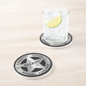 En Grès Dessous de verre d'insigne Gammons Gulch Sheriffs (Côté)