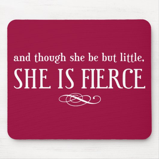 En hoewel ze maar klein is, is ze hevig muismat (Voorkant)