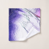 En métal mat, en couleur lilas et violet (Gant de toilette)