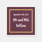 En Papier Élégante calligraphie or sur la serviette pourpre  (Devant)