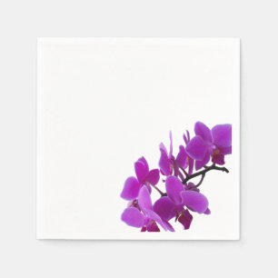 En Papier Orchidées violettes sur une serviette blanche