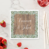 En Papier Serviette de mariage avec feuillage d'eucalyptus | (En situation)