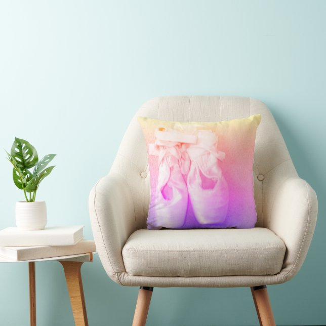 En Pointe Coussin (Chaise)