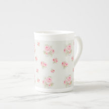 Assez dans la tasse de café rose