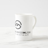En Porcelaine Tasse d'AKM (Devant droit)