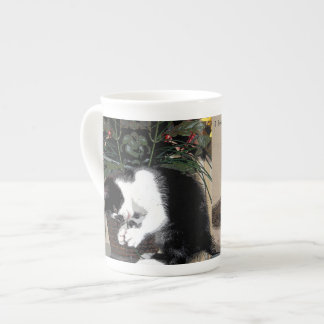 En Porcelaine Tasse de chaton