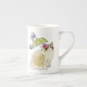 En Porcelaine Tasse de la Chine de poupée de chiffon (Droite)