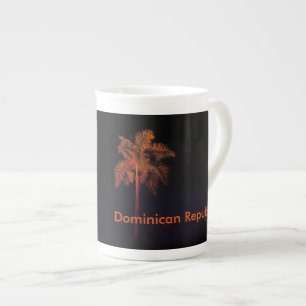 En Porcelaine tasse noire de la République Dominicaine