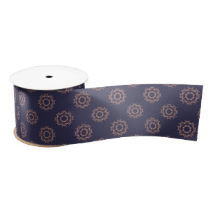 En Satin anneau de ruban de fleurs