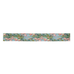 En Satin Flamants roses roses dans un ruban bleu tropical
