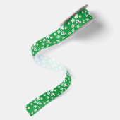 En Satin Fleurs blanches peintes sur ruban vert mélangé (Dos)