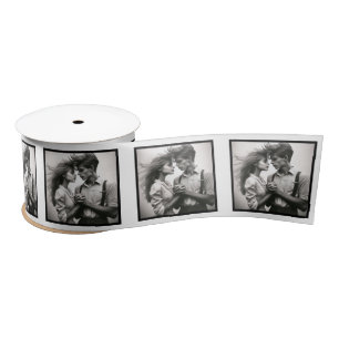 En Satin Photo customisée Ruban blanc Gris Vintage Couple