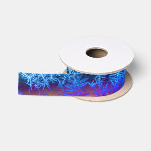 En Satin Ruban congelé de cristaux de glace du feu