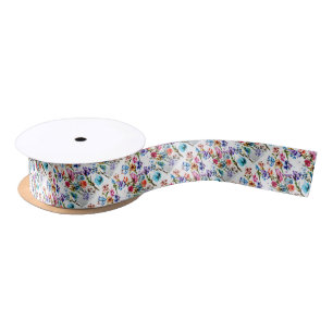 EN SATIN RUBAN DE EMBALLAGE DES EMPREINTES DE PATTES %PIPE%