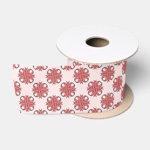 En Satin Ruban de trèfle rose par Kenneth Yoncich