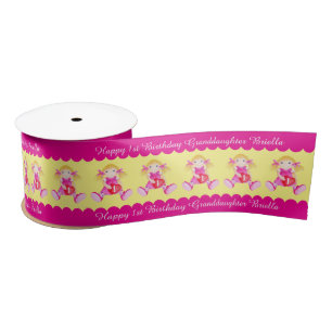 En Satin Ruban nommé de coeur de chariot de ęr anniversai