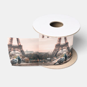 En Satin ruban Paris, France