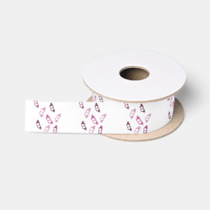 En Satin Ruban rose et pourpre de papillon