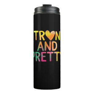 en sterke fitness van de gym-workout van de vrouw thermosbeker