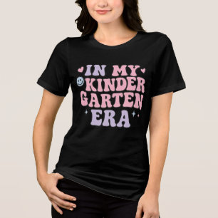 En Tri-matière Dans mon t-shirt design de l'ère maternelle