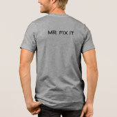 En Tri-matière Je suis M. Répare T-Shirt Basique (Verso)