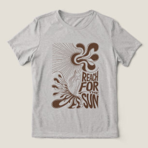 En Tri-matière Reach For The Sun: Psychedelic T-Shirt Design with