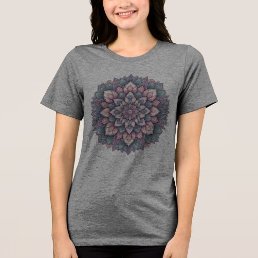 En Tri-matière T-shirt graphique - Mandala Art Design (Recto)