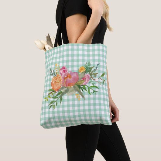 En vichy verte avec Sac fourre-tout de fleurs de p (De près)