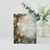 Enchanted Forest hangende lantaarns bruiloft Aankondigingskaart (Staand voorkant)