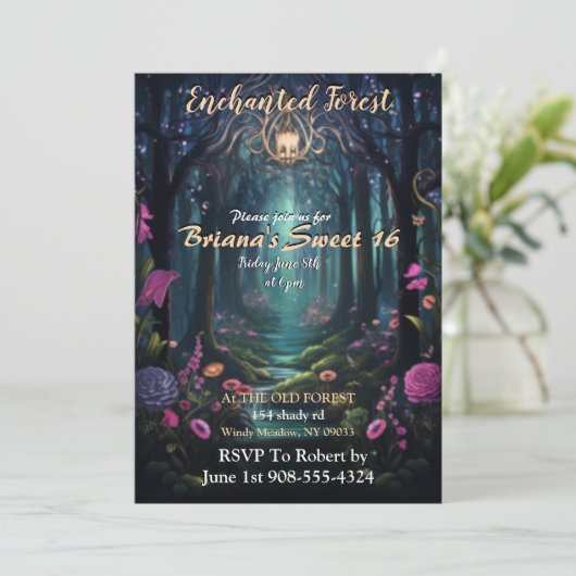 Enchanted Forest Sweet 16 Invitation (Debout devant)