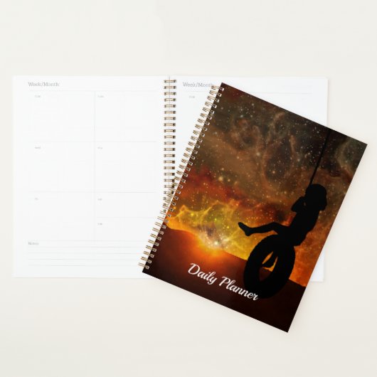 Enfant Dans Le Pneu Swing Daily Planner (Devant avec enveloppe)