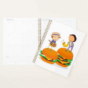 Enfants jouant de la musique sur des cheeseburgers