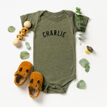 Enfants Nom personnalisé Tee<br><div class="desc">Ces t-shirts personnalisés pour enfants présentent le nom de votre enfant ou tout autre texte personnalisé dans une police voûtée moderne et élégante, ajoutant une touche ludique et unique à leur garde-robe. Fabriqués en tissu doux et de haute qualité, ces tee - shirts personnalisés sont parfaits pour l'usure quotidienne, les...</div>