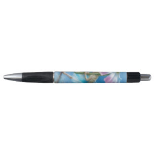 Enfoncez le stylo de nuages par Lynne Bellchamber