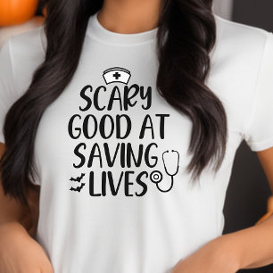 Eng Goed In Het Redden Van Levens Halloween Verple Tri-Blend Shirt