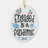 Engagé dans un ornement Fiançailles pandémique 202 (Droite)