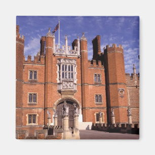 Engeland, Surrey, Hampton Court Palace. 3 Magneet