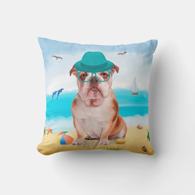 Engelse Bulldog op Strand Kussen (Voorkant)