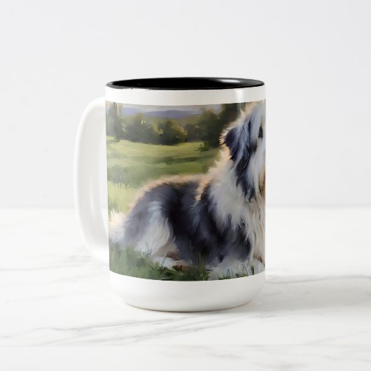 ENGELSE SCHAPENHOND LIGGEND IN HET VELD TWEEKLEURIGE KOFFIEMOK (Voorkant links)