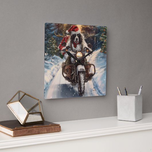 Engelse Setter Dog Riding Motorcycle Kerstmis Vierkante Klok (Kantoor)